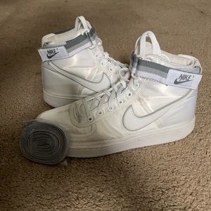 Nike vintage high tops